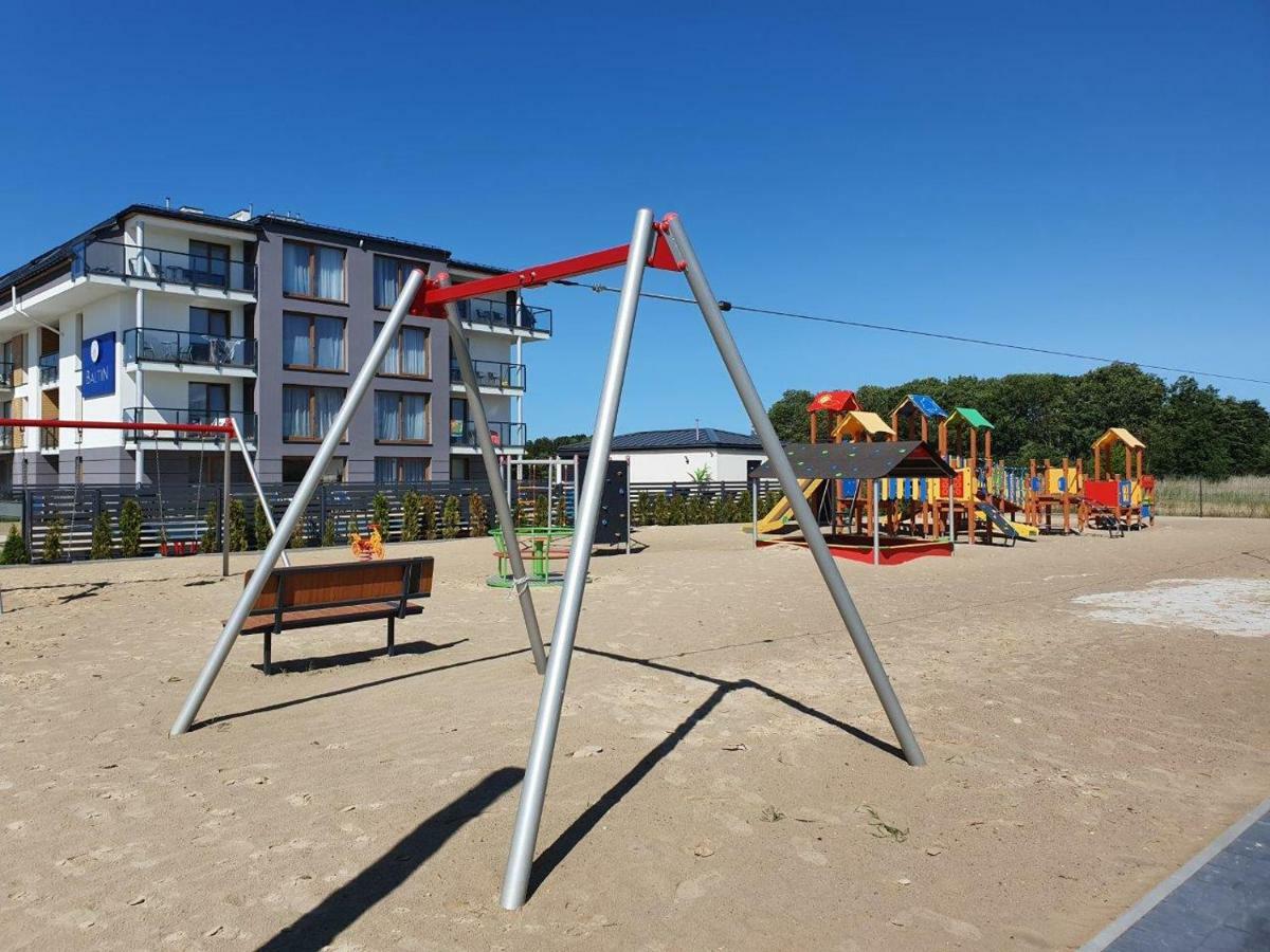 Prywatne Apartamenty W Hotelu - 365Pam Sarbinowo Exteriör bild
